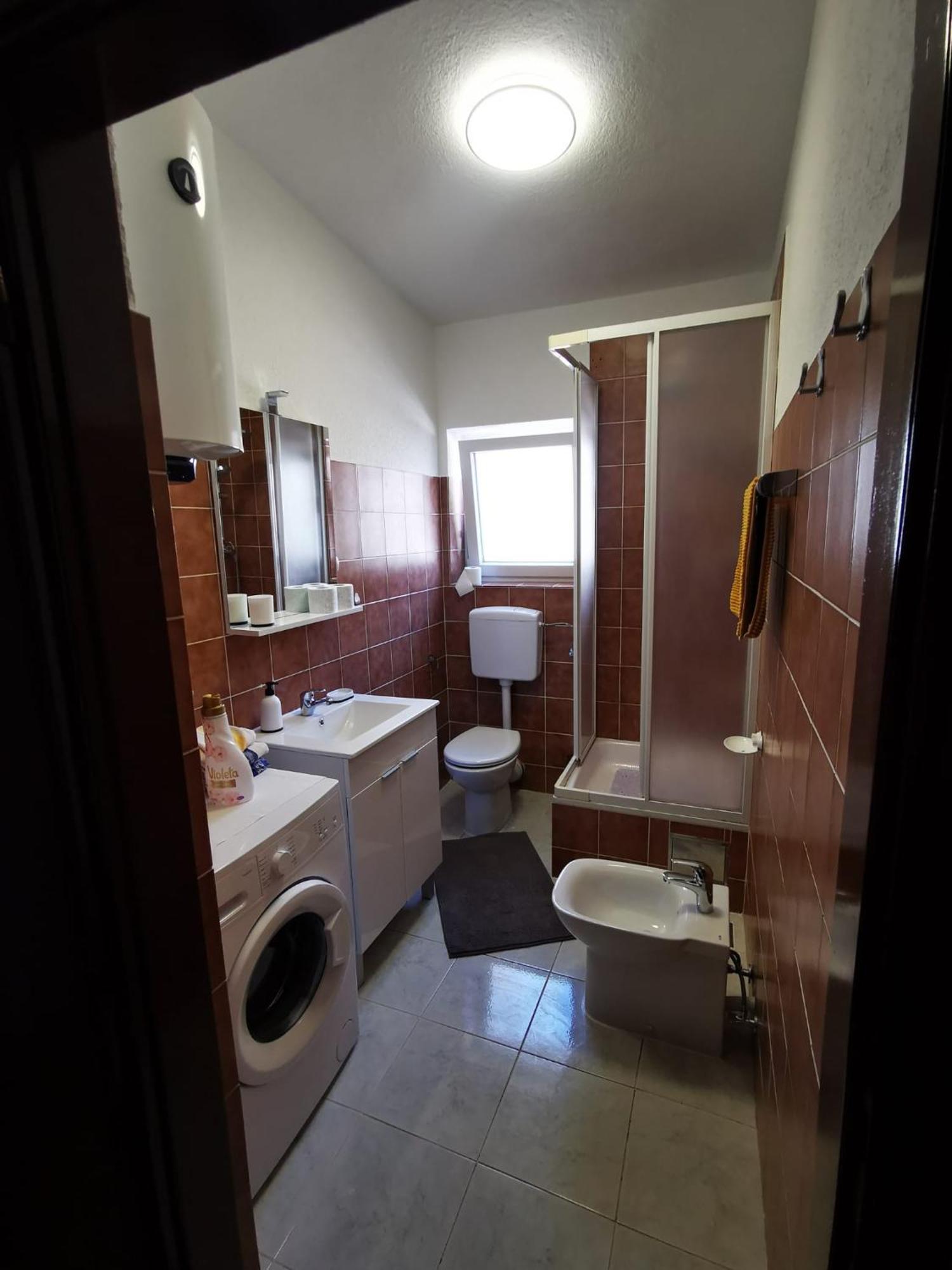 Apartment Ana 塞尼 外观 照片