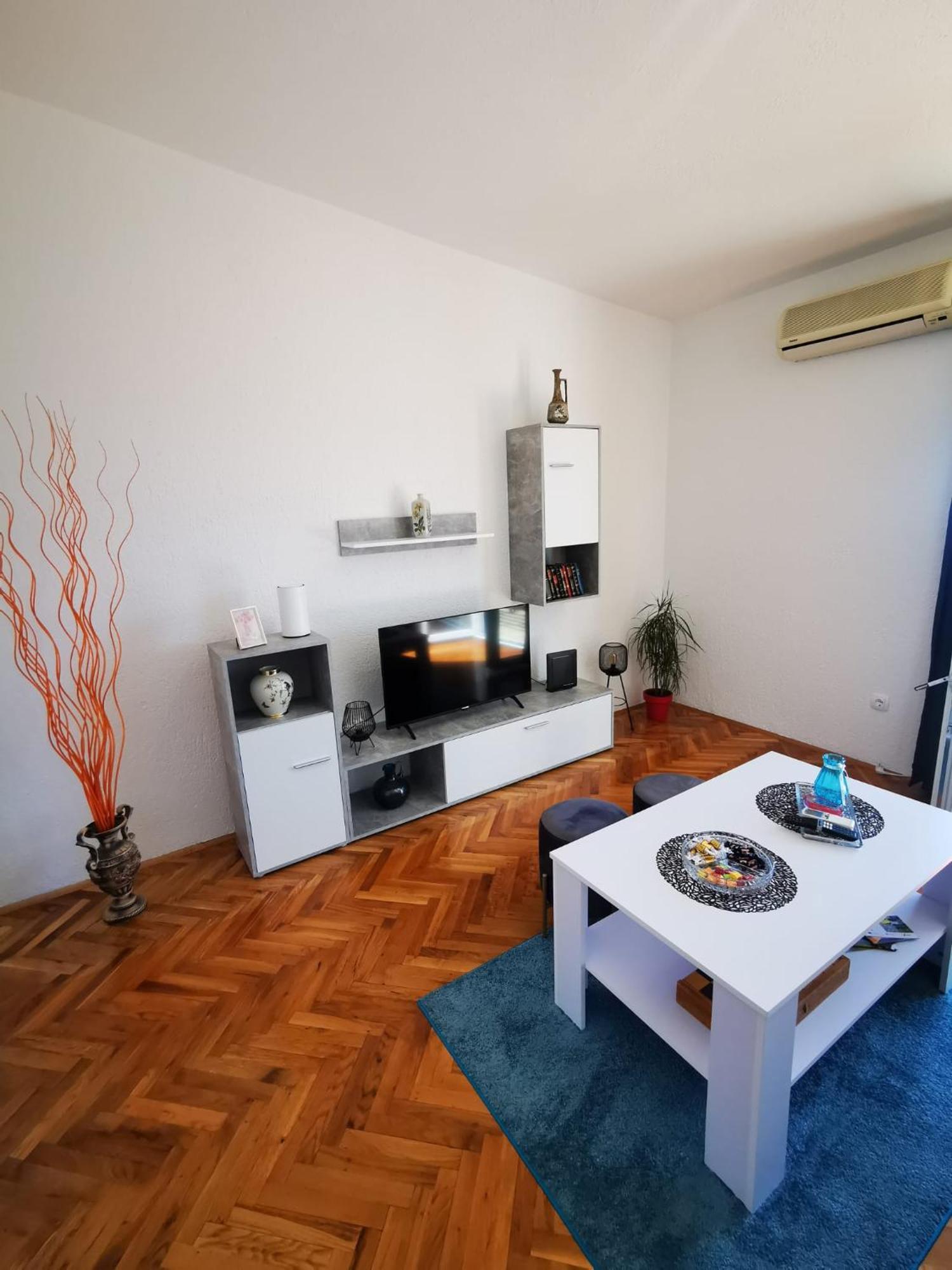 Apartment Ana 塞尼 外观 照片