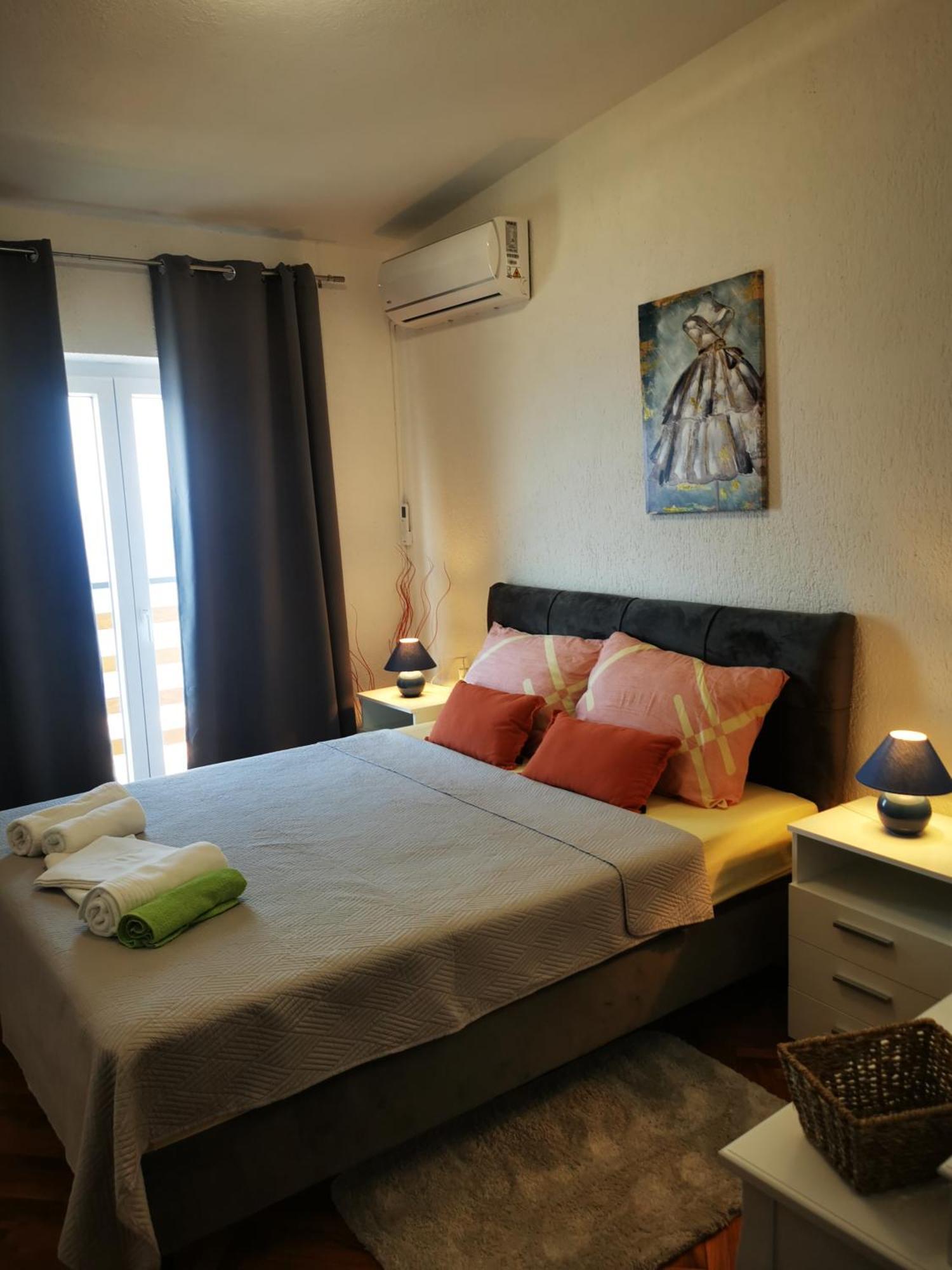Apartment Ana 塞尼 外观 照片